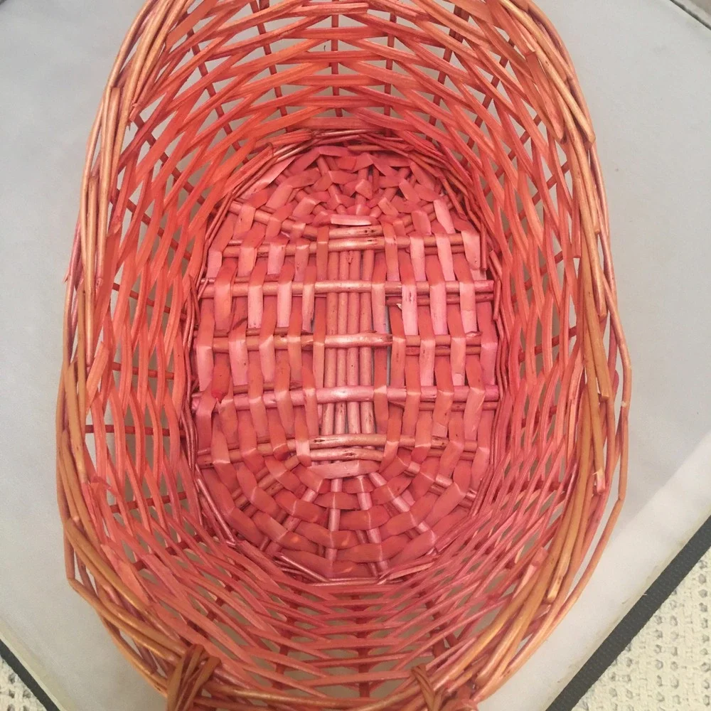 Unbranded woven wicker